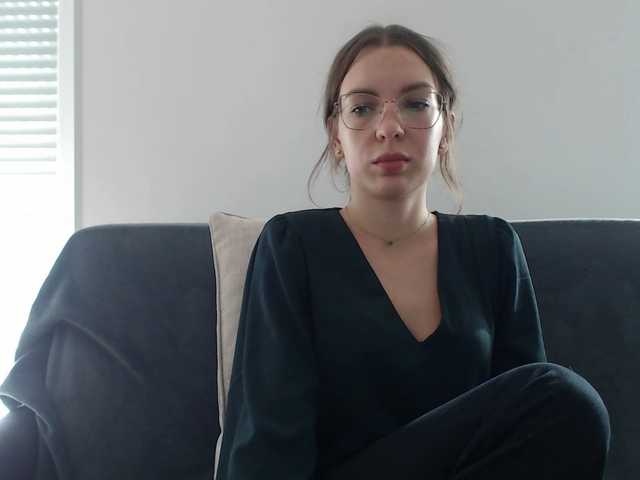 Live sex webcam photo for AuroraKiss #292060729