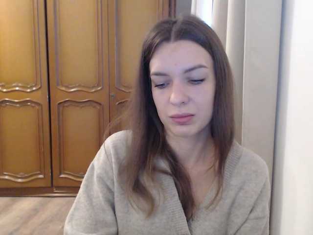 Live sex webcam photo for AuroraKiss #292106115