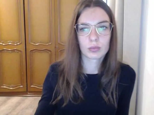 Live sex webcam photo for AuroraKiss #292135244