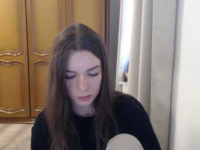 Live sex webcam photo for AuroraKiss #292155047