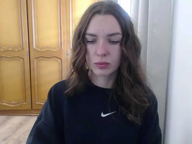 Live sex webcam photo for AuroraKiss #292168872