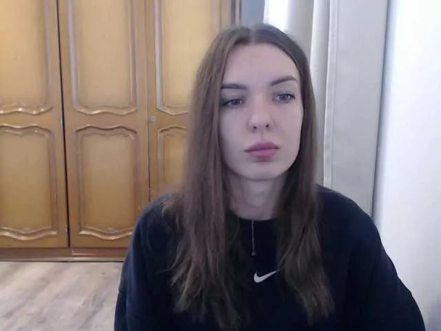 Live sex webcam photo for AuroraKiss #292306971