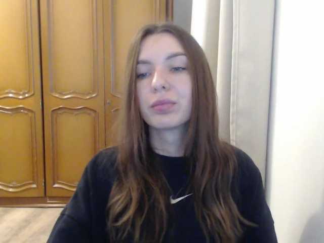 Live sex webcam photo for AuroraKiss #292394159