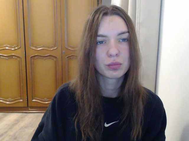 Live sex webcam photo for AuroraKiss #292440146