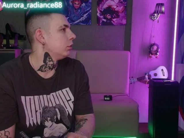 Live sex webcam photo for AuroraRadiance #277459497