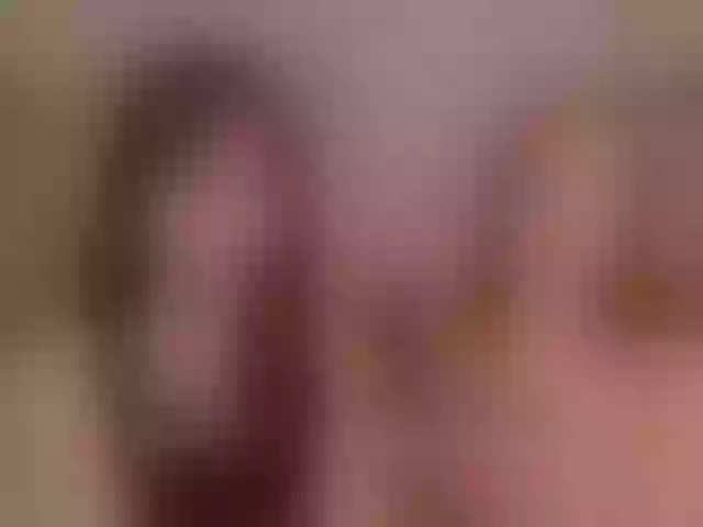 Live sex webcam photo for AutumnGirls #272109497