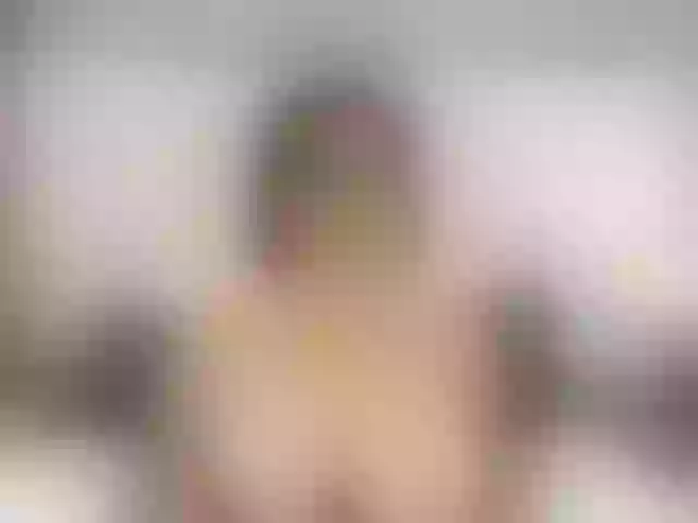 Live sex webcam photo for AvaDubois #274498480