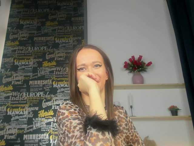 Live sex webcam photo for AvaGreyzz #278165239