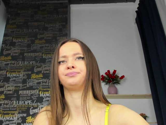 Live sex webcam photo for AvaGreyzz #278173541