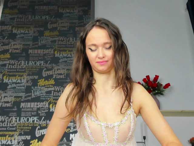 Live sex webcam photo for AvaGreyzz #278208868