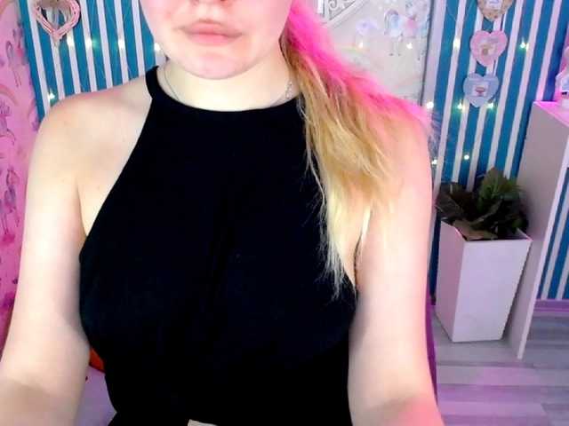 Live sex webcam photo for AvaHealthy #273875125