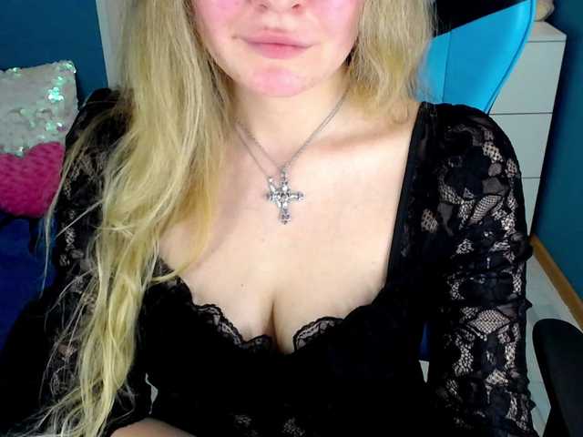 Live sex webcam photo for AvaHealthy #273907337