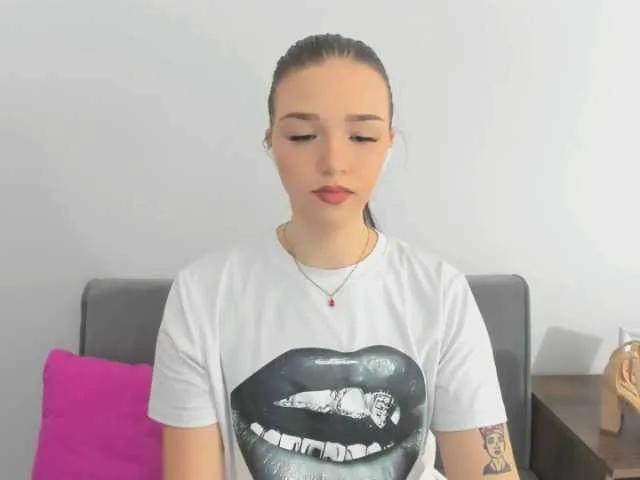 Live sex webcam photo for AvaPretty #291657175