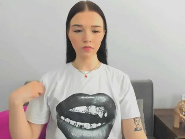 Live sex webcam photo for AvaPretty #291662047