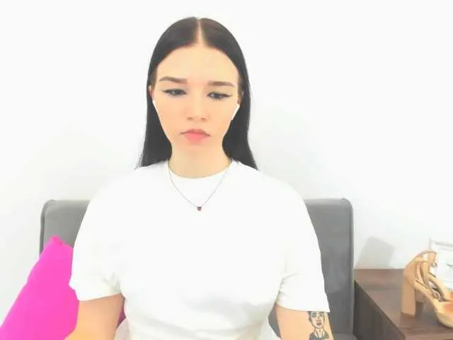 Live sex webcam photo for AvaPretty #291832201