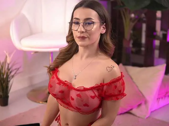 Live sex webcam photo for AvaReed #292088744