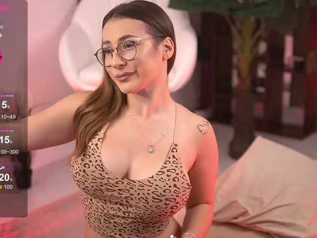 Live sex webcam photo for AvaReed #292226788