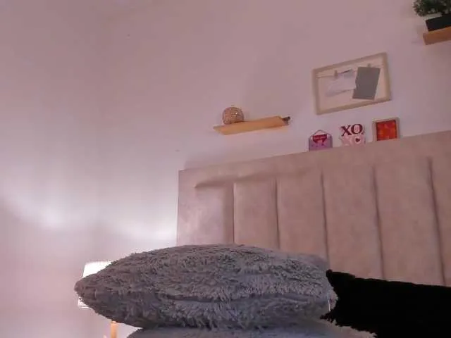 Live sex webcam photo for Avaline-blanc #291627503