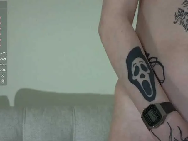 Live sex webcam photo for AvelinKkk #276581516