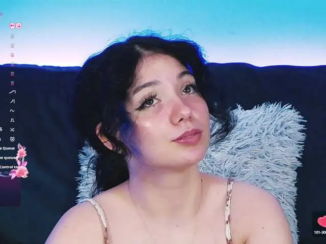 Live sex webcam photo for AveryWillow #291563982