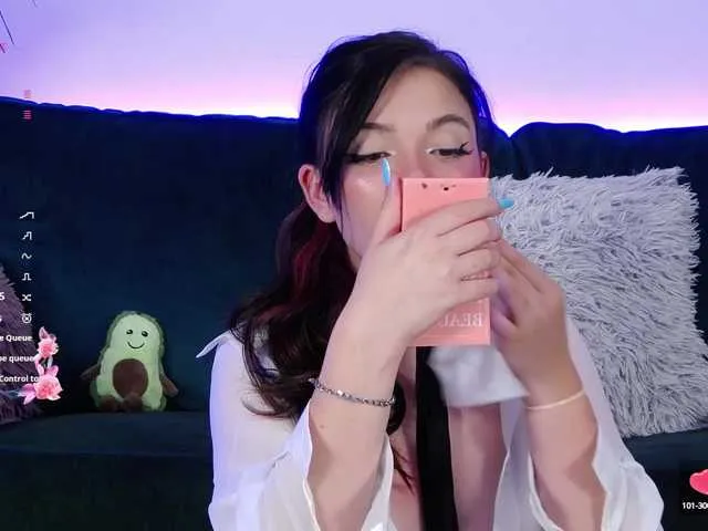 Live sex webcam photo for AveryWillow #291821064