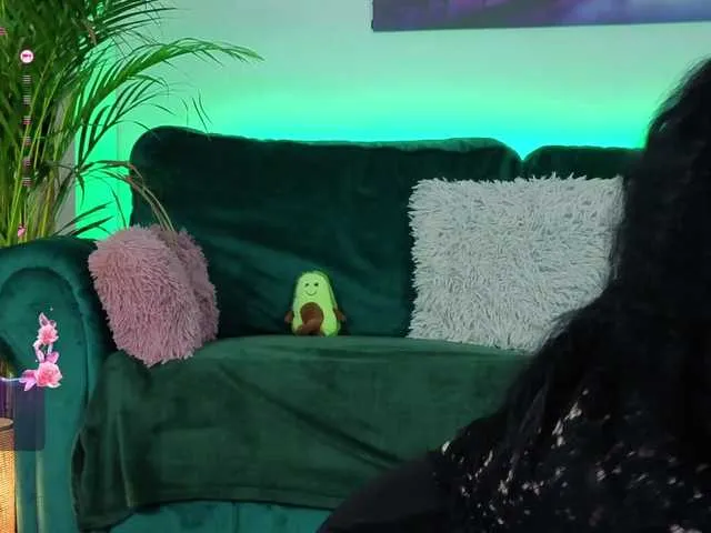 Live sex webcam photo for AveryWillow #291965319