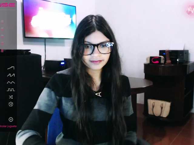 Live sex webcam photo for AvrilCam #274469356