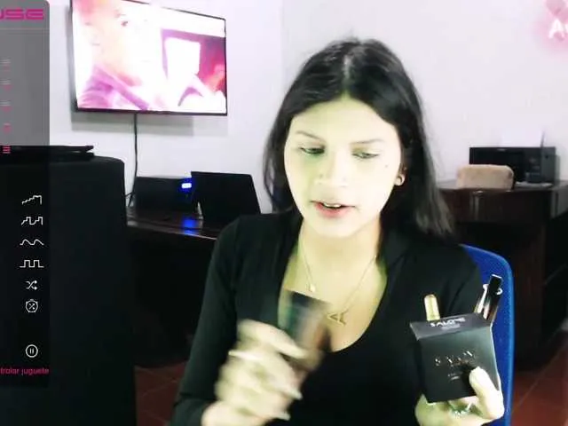 Live sex webcam photo for AvrilCam #274480027