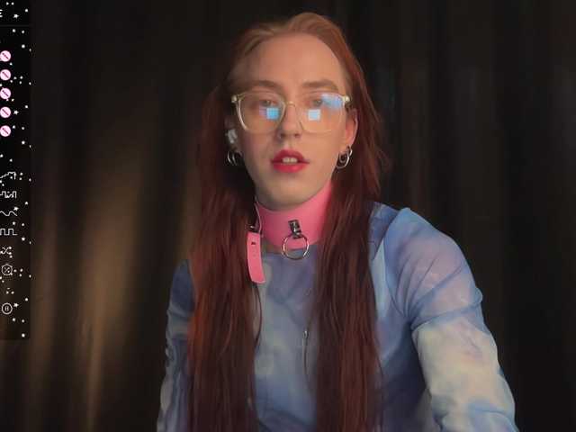 Live sex webcam photo for AvrilKors0 #290882534