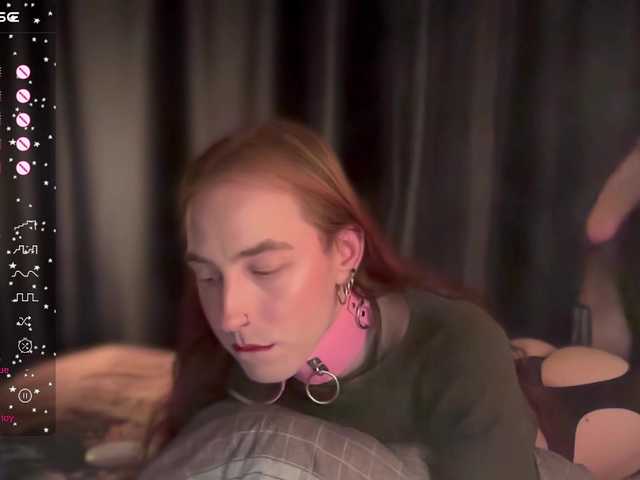 Live sex webcam photo for AvrilKors0 #291726257