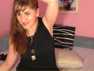 Live sex webcam photo for AvroraDiamond #221931854