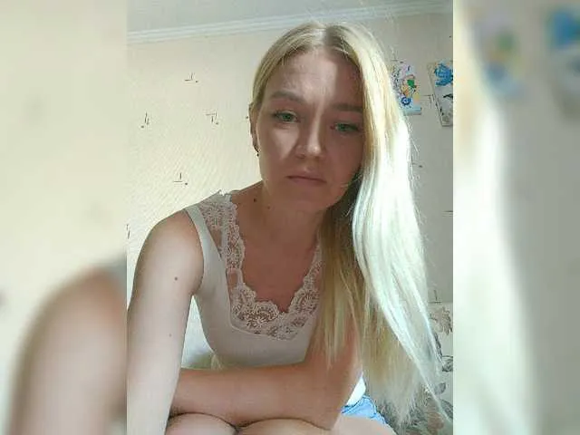 Live sex webcam photo for AvroraWibe #274125148