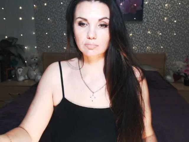 Live sex webcam photo for AwesomeValen #278146534