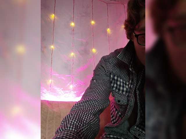 Live sex webcam photo for Axel-20x #274656855