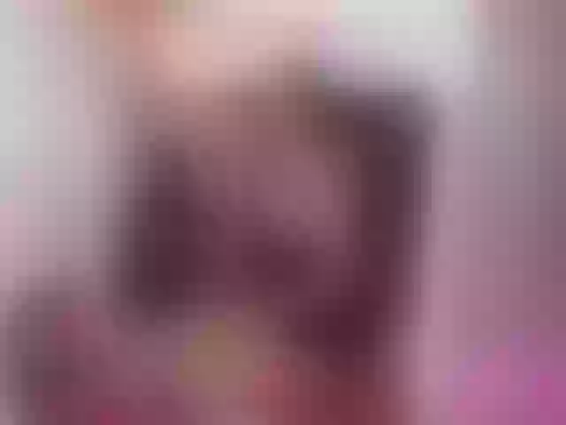 Live sex webcam photo for Axel-n-Alexia #276974817
