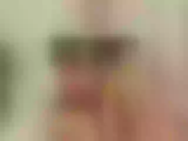Live sex webcam photo for Axel-n-Alexia #277757022