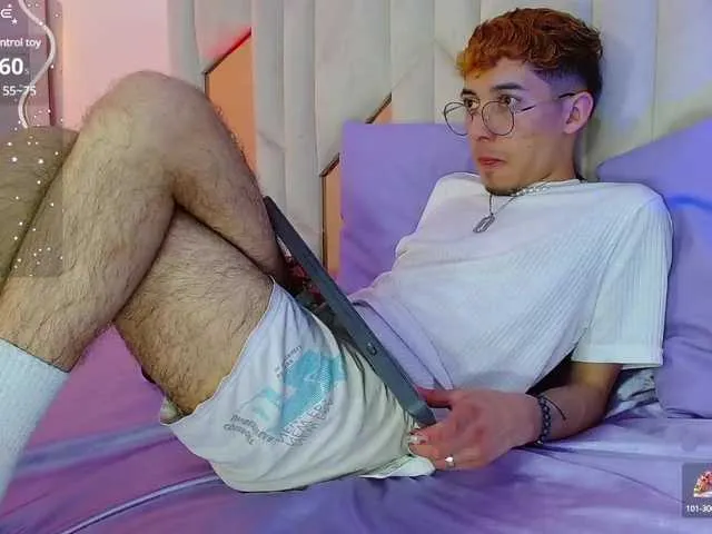 Live sex webcam photo for Axel-tay #291075278