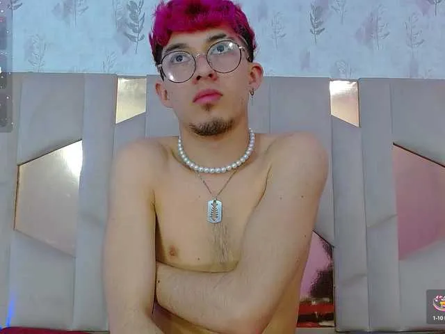 Live sex webcam photo for Axel-tay #291673987
