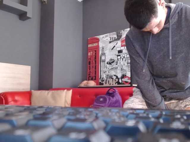 Live sex webcam photo for AxelMorries #276949214