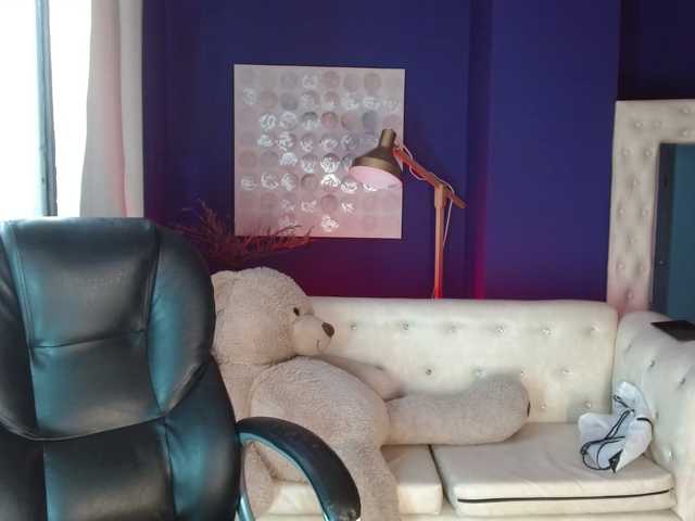 Live sex webcam photo for AxelMorries #277048023