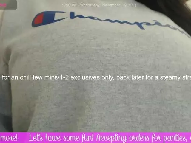 Live sex webcam photo for AyanaXOXO #276811534