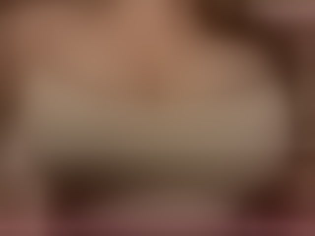 Live sex webcam photo for AyanaXOXO #294089124