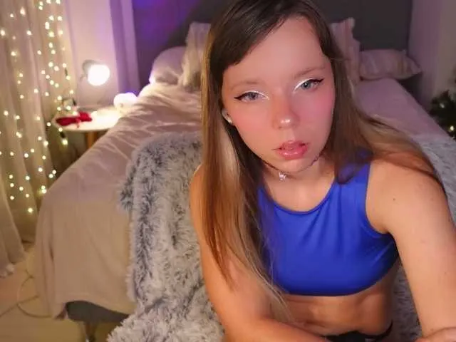 Live sex webcam photo for AyraLust #292465810
