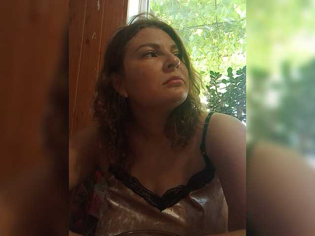 Live sex webcam photo for Ayrina69 #275514575