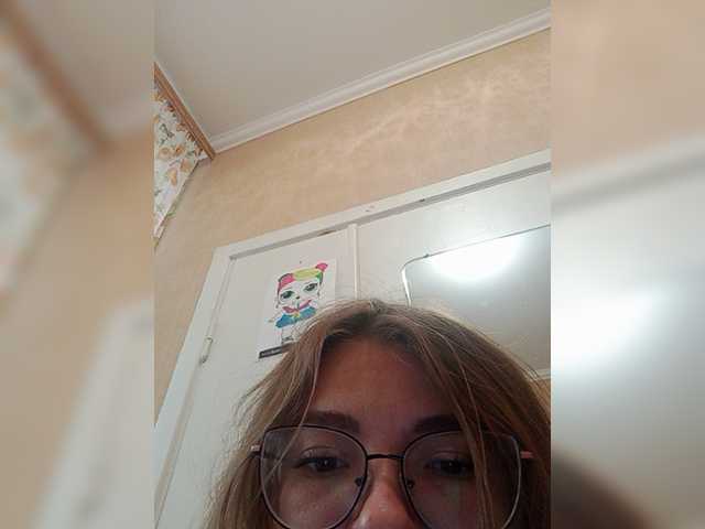 Live sex webcam photo for Ayrina69 #276577689