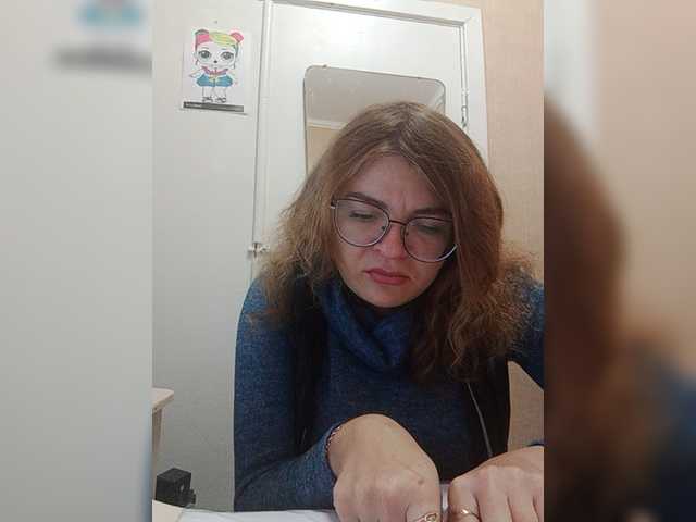 Live sex webcam photo for Ayrina69 #276757979