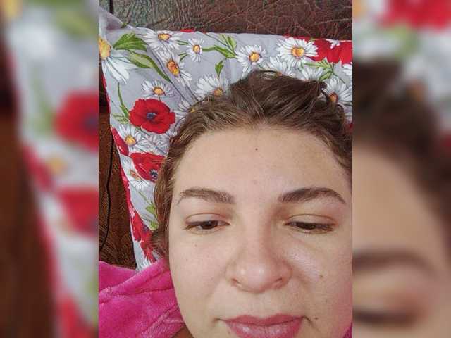 Live sex webcam photo for Ayrina69 #276788062