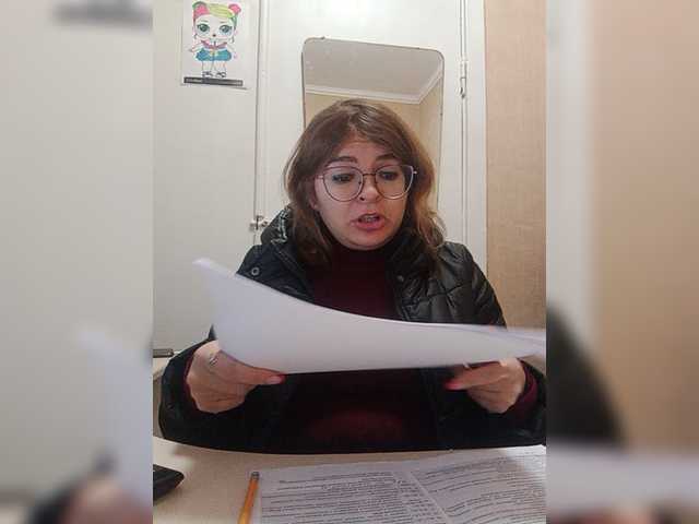 Live sex webcam photo for Ayrina69 #276905266