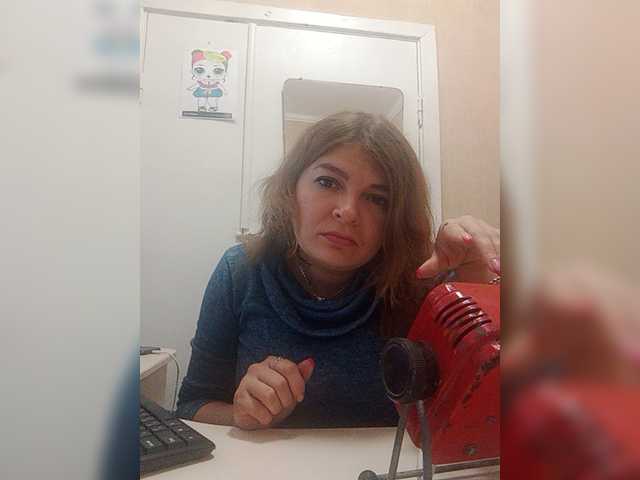 Live sex webcam photo for Ayrina69 #276947896