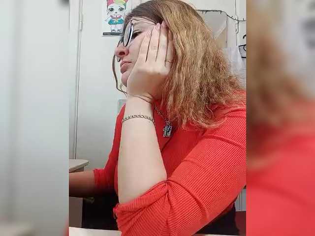 Live sex webcam photo for Ayrina69 #290459074